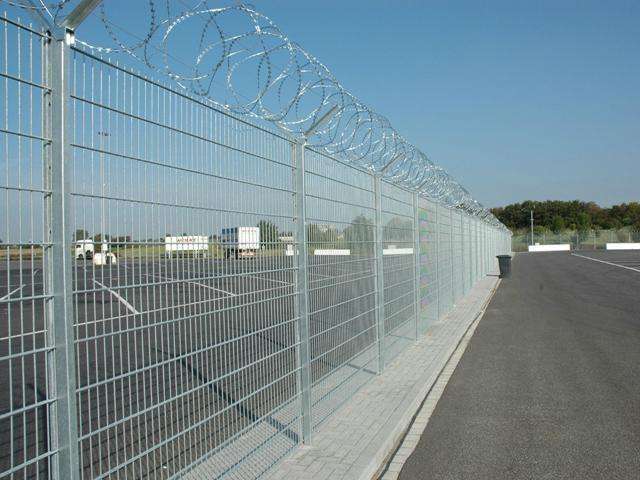 機場護(hù)欄網(wǎng)