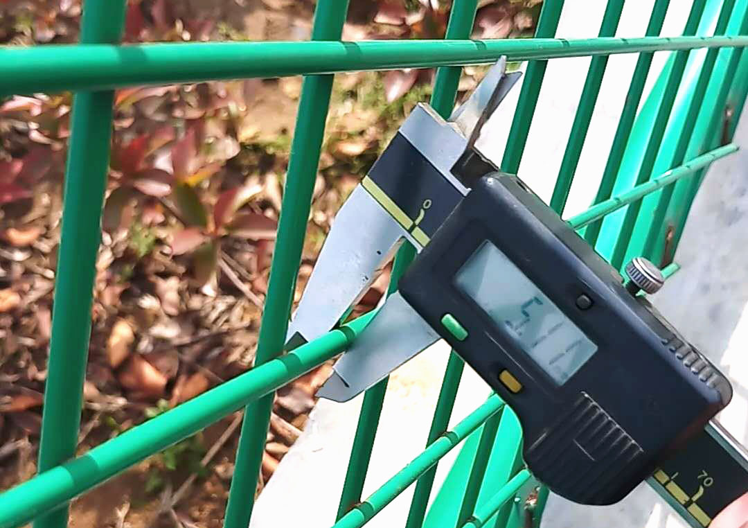 海關(guān)綜合保稅區(qū)圍界隔離網(wǎng)墻驗收標(biāo)準(zhǔn)