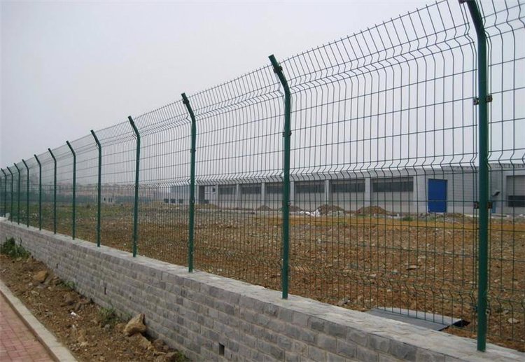 雙邊絲護欄網(wǎng)的規(guī)格型號以及安裝